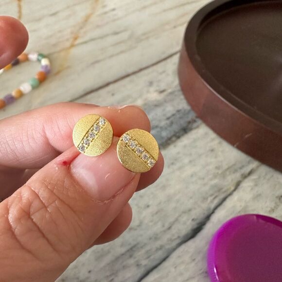 💼Adornia 14k Gold Plated Swarovski Crystal Coin Stud Earrings NWT Pierced - Picture 7 of 11